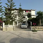 Garden Villa Veli